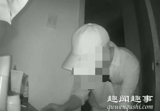 日前,浙江一男子发现家里现金总是莫名消失,查看监控后吓出一身冷汗。
