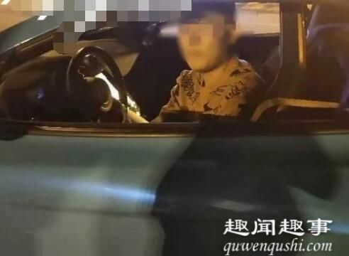 近日,浙江高速上出现一辆价值900万的豪车,交警将其拦下,一查驾驶员身份出人意料