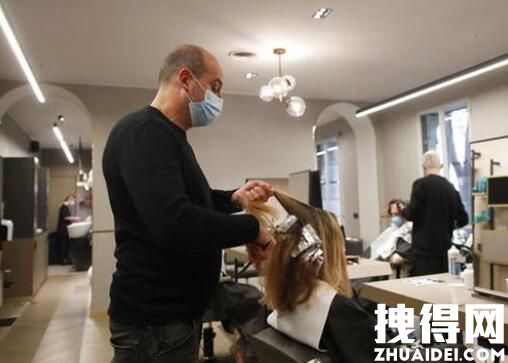意大利有城市禁止理发店洗两遍头 引热议原因令人惊个呆