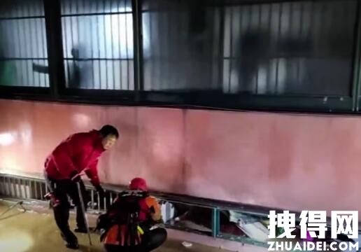 首尔暴雨 残疾人在半地下室溺亡 究竟是怎么回事？