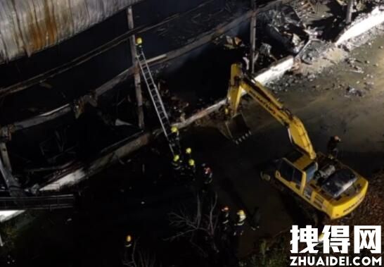 河南安阳火灾最新消息2022 11.21昨晚河南安阳凯信达商贸有限公司发生火灾