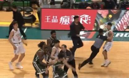 中国台湾联赛大规模冲突 背后真相实在让人惊愕