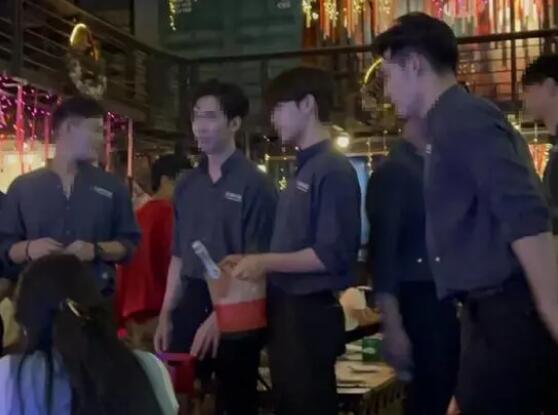 去泰国男模餐厅会被“嘎腰子”? 背后真相实在让人惊愕