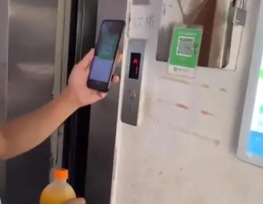 武汉一居民电梯往返1次收1元 内幕曝光简直太意外了